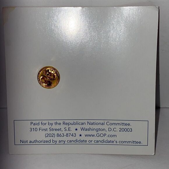 Presidential Election Year 2020 RNC Lapel Pin Elephant Red White Blue Trump - Picture 3 of 4